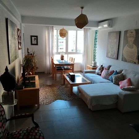 Alojamiento Tahri Torremolinos Dış mekan fotoğraf