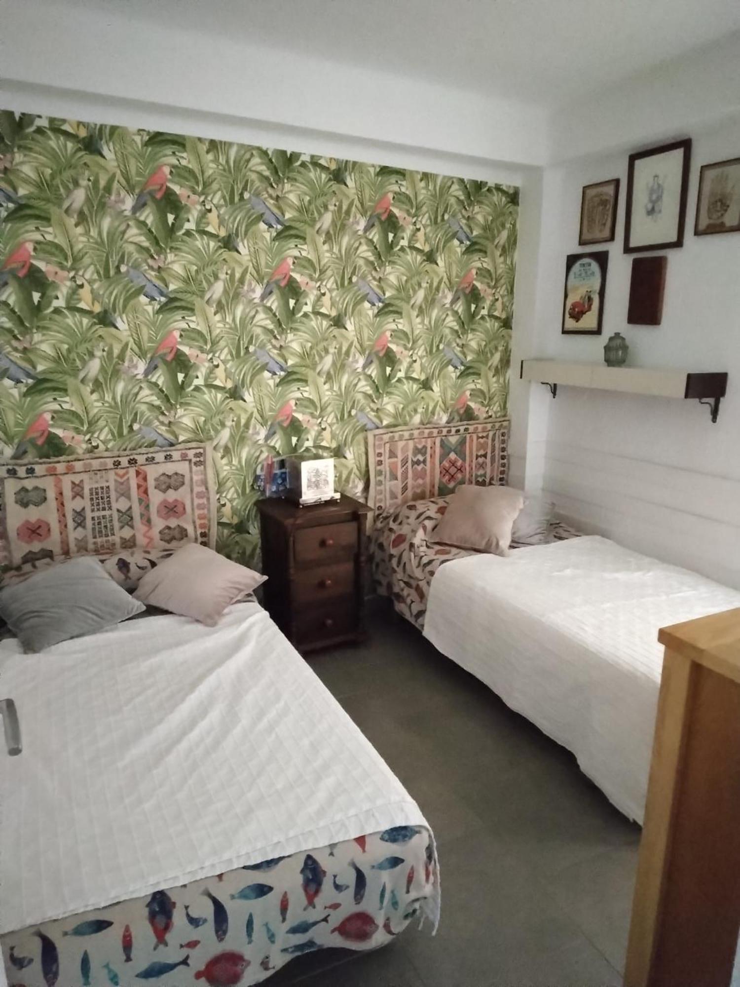 Alojamiento Tahri Torremolinos Dış mekan fotoğraf